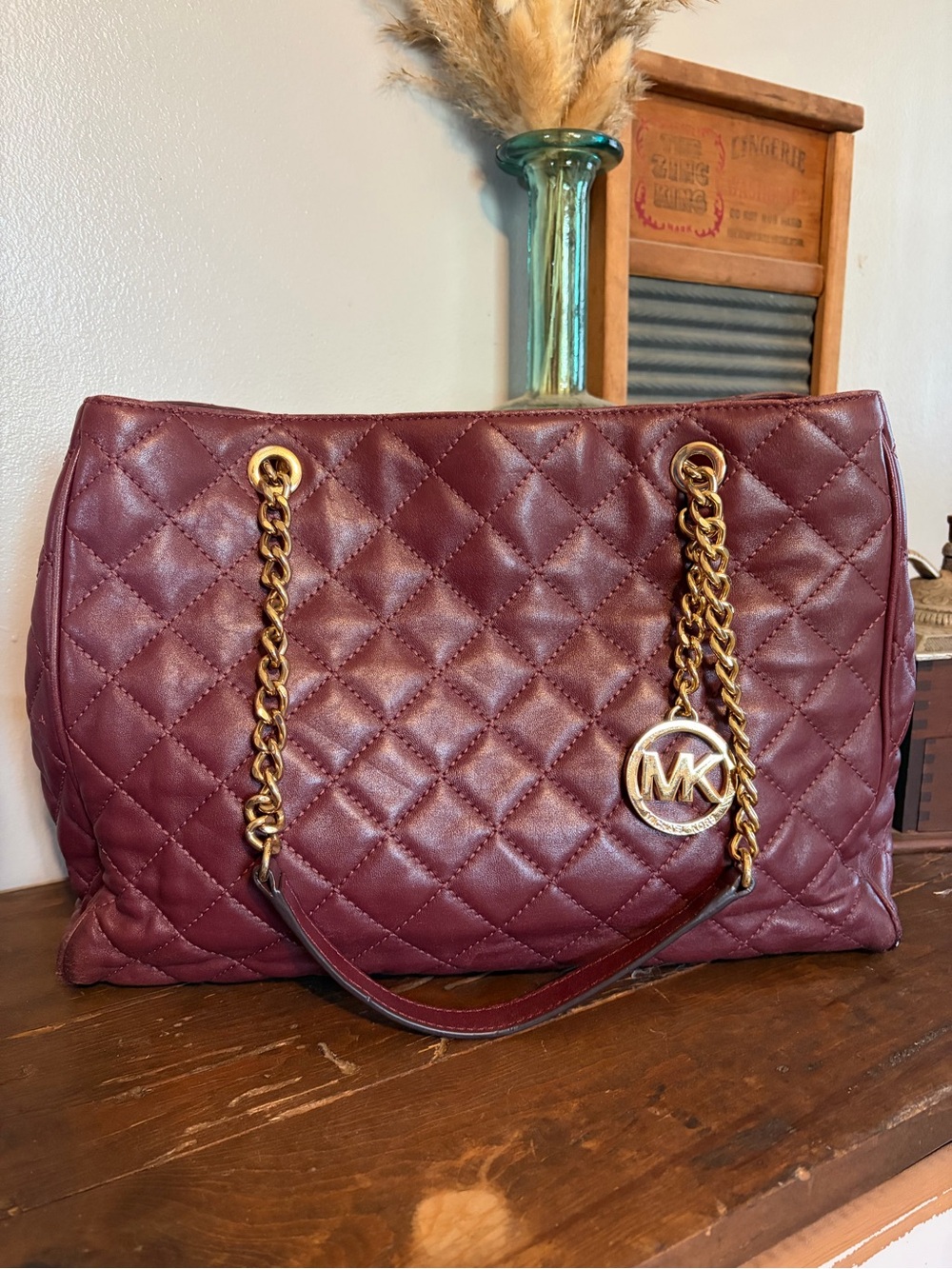 Michael Kors Susannah Quilted Leather Tote Bag in Bordeaux